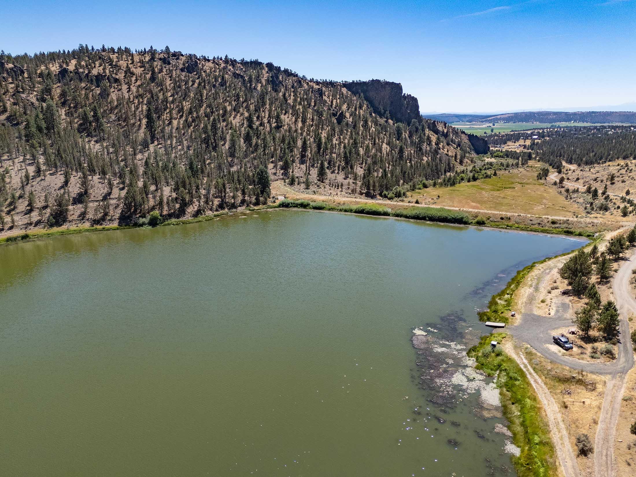 TL 700 NE Irvine Avenue