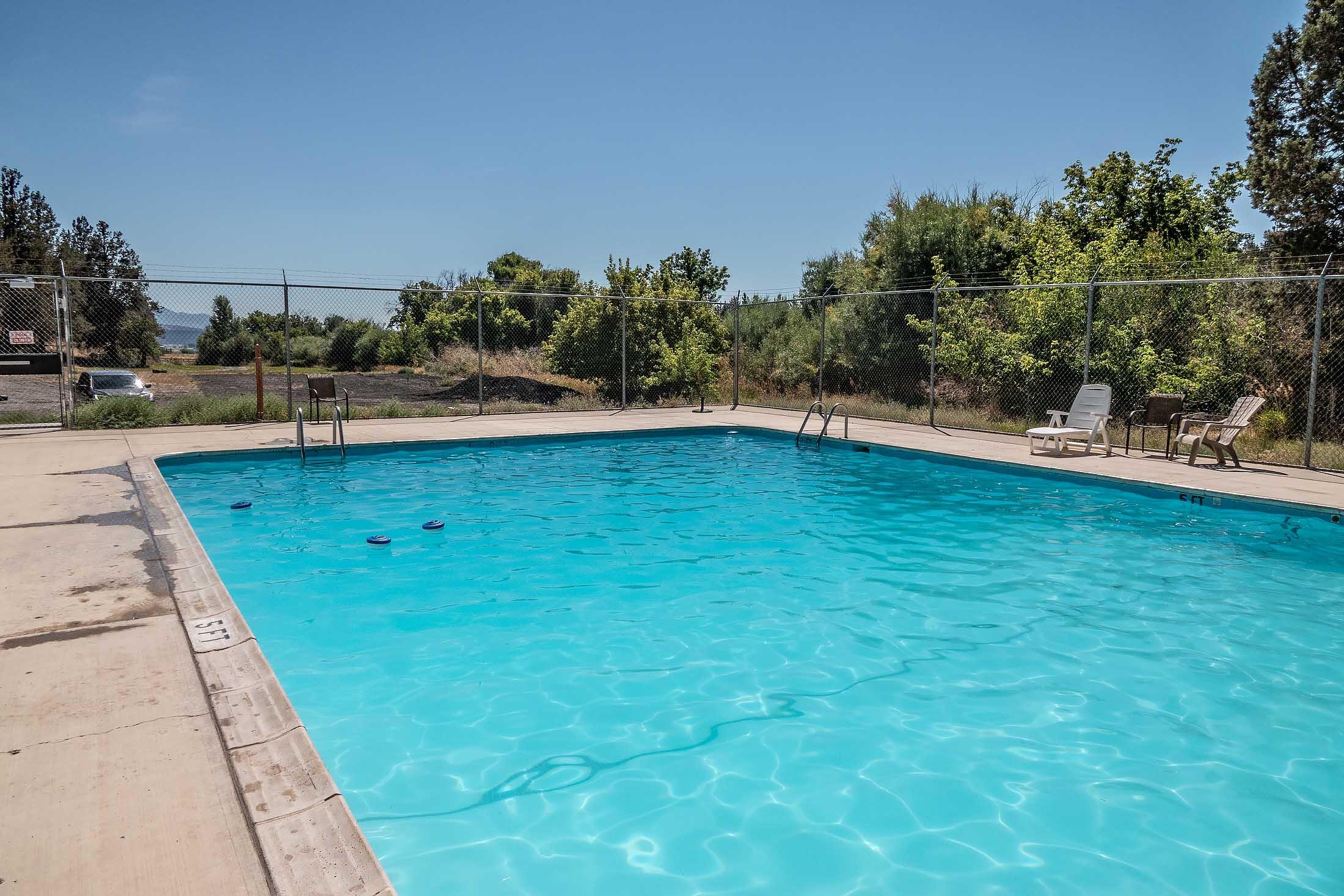 TL 700 NE Irvine Avenue