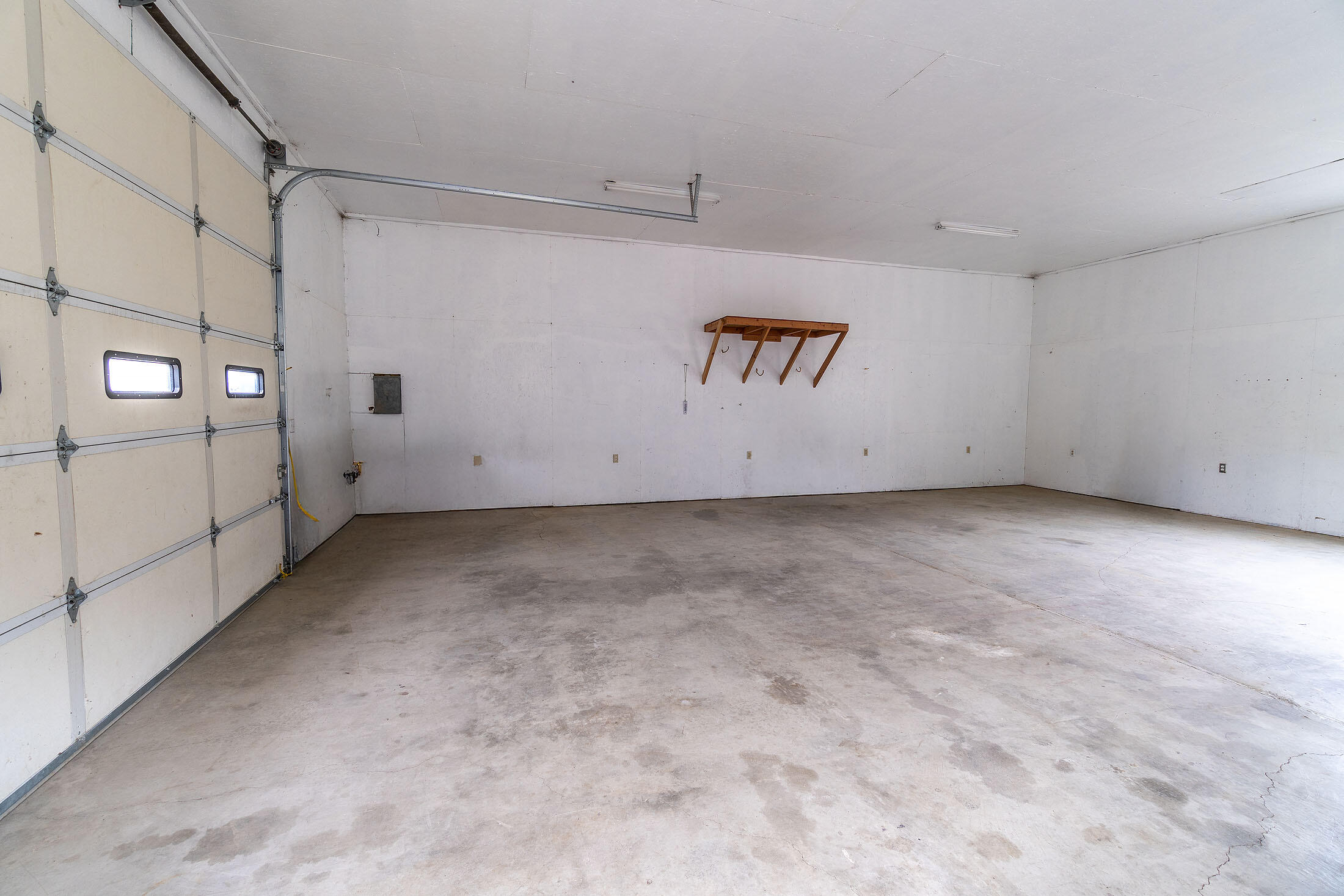 33084 Cougar Mountain Road, Mitchell