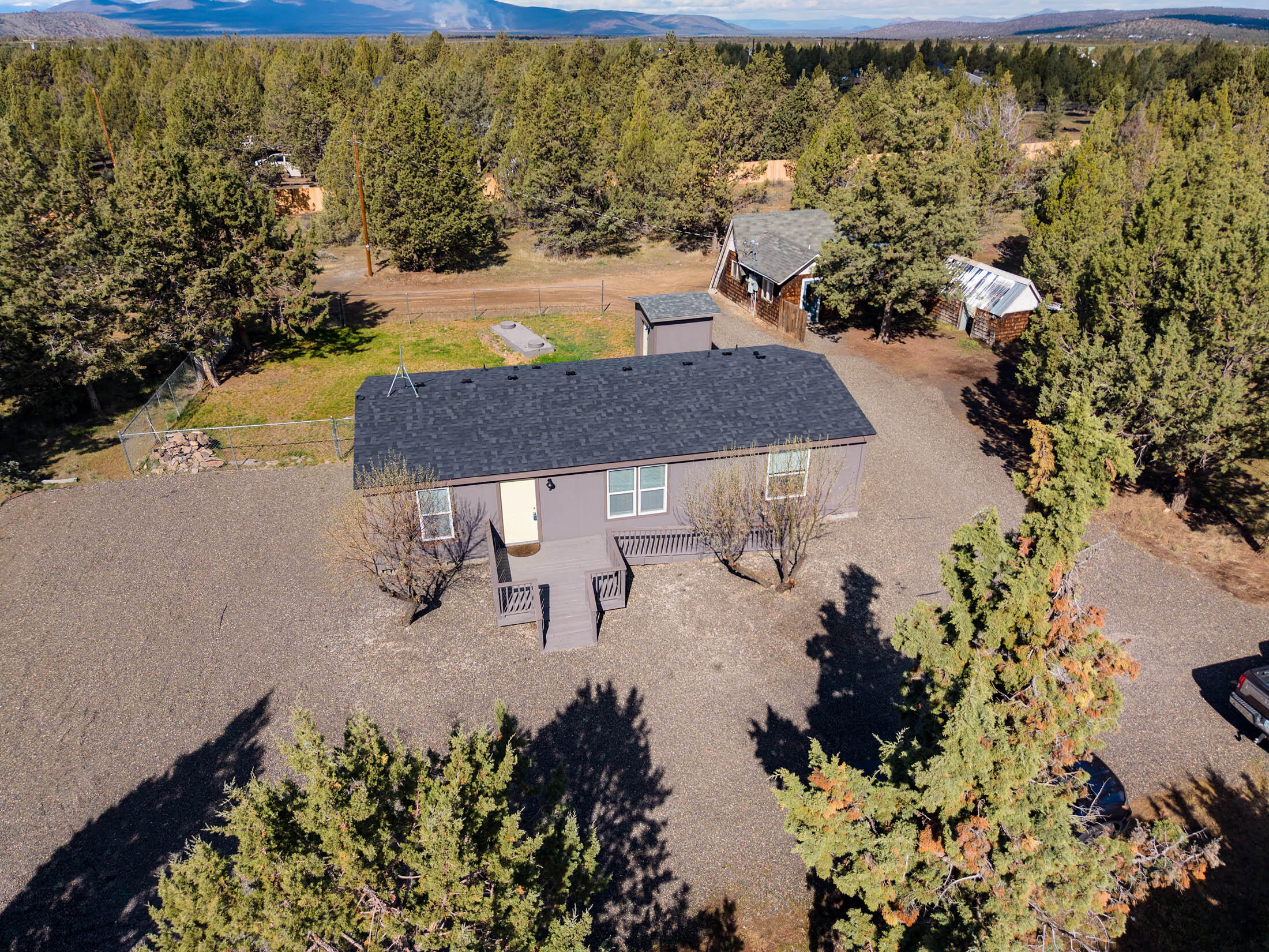 3491 SE Umatilla Loop