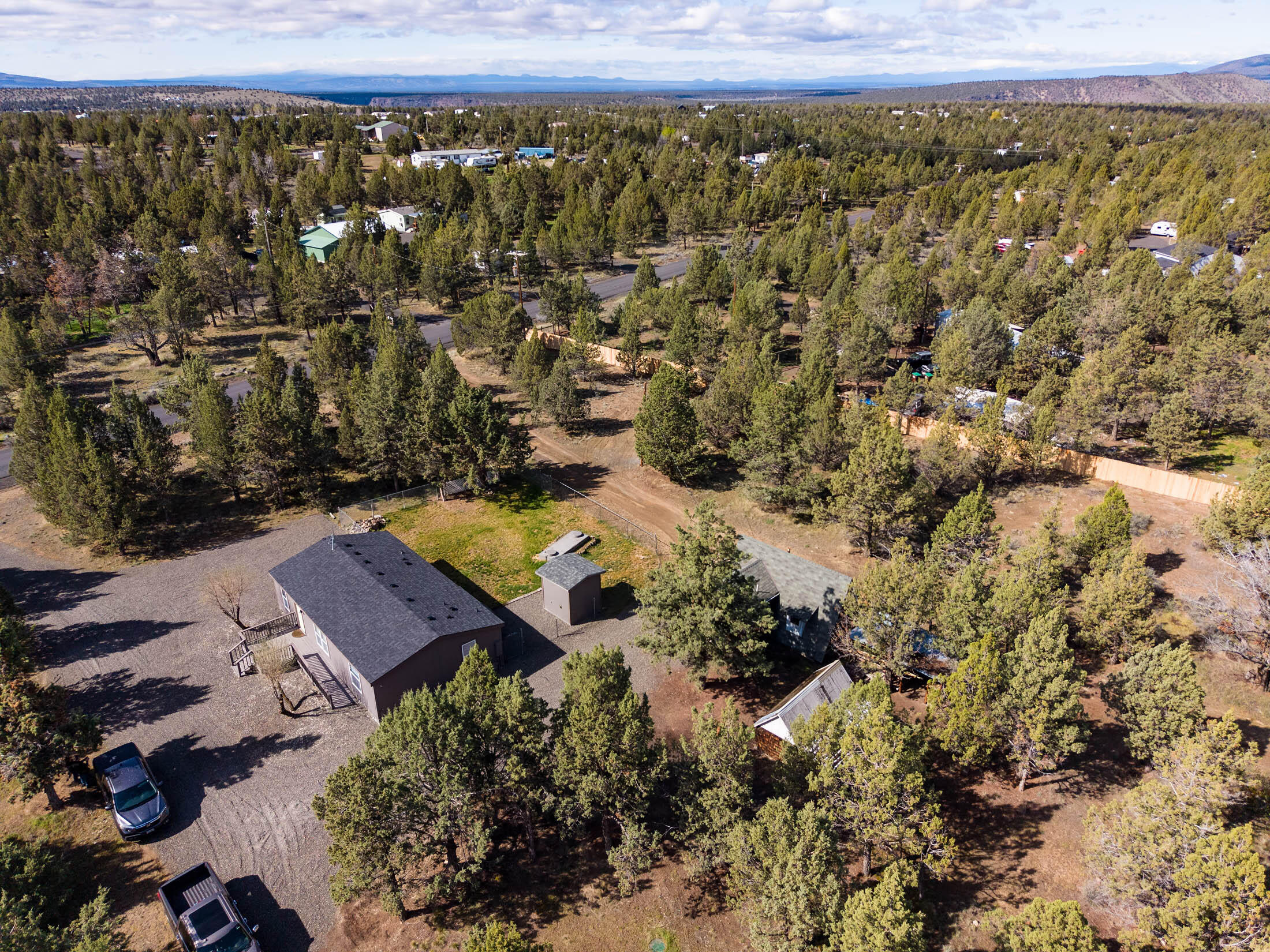 3491 SE Umatilla Loop