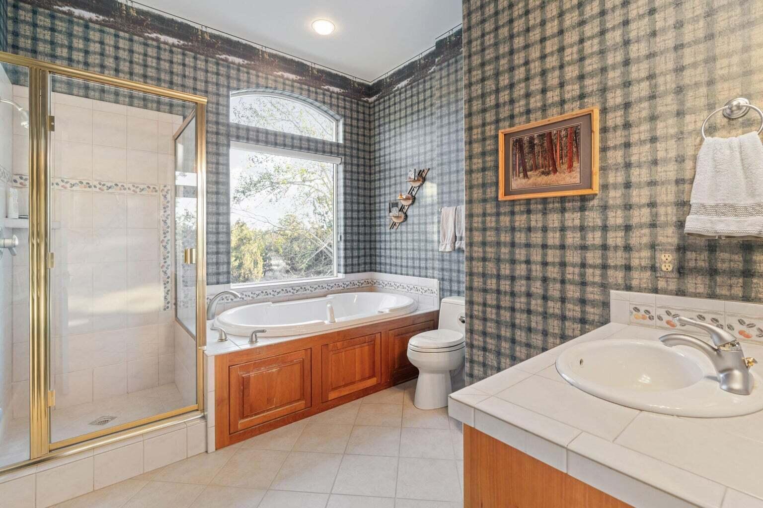 6904 SW Joshua Court