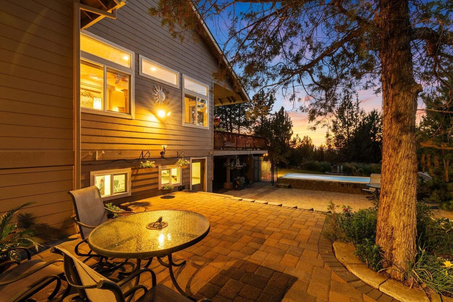 6904 SW Joshua Court