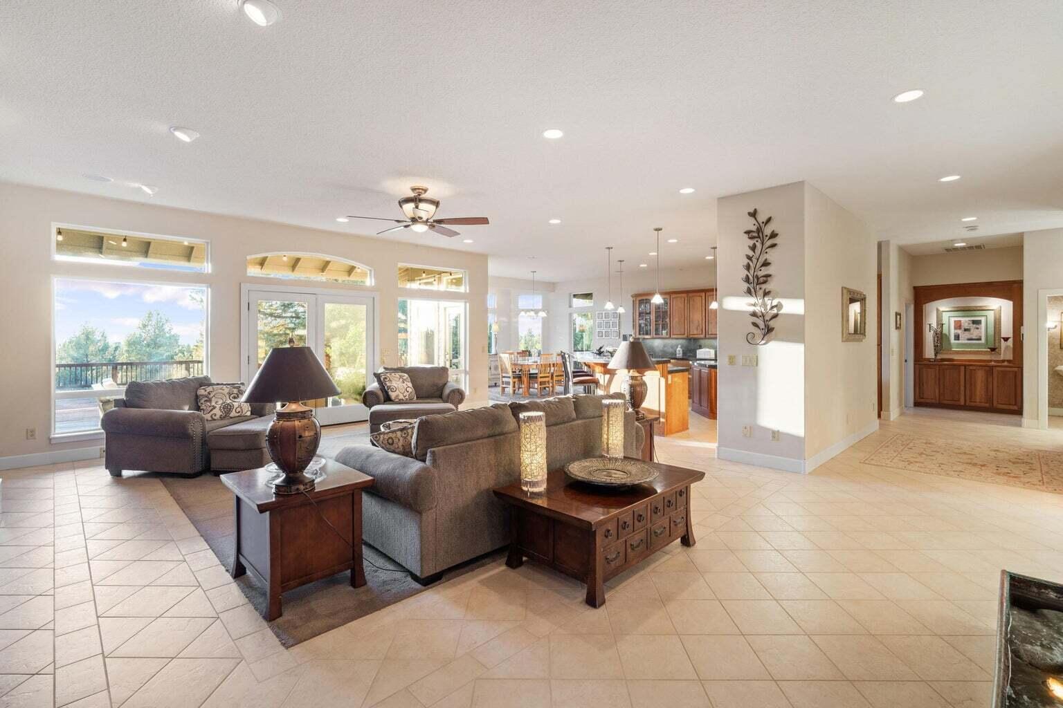 6904 SW Joshua Court