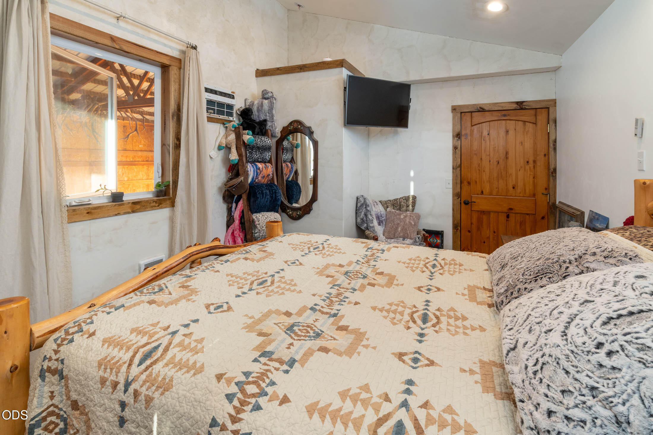 16470 SW Highway 126