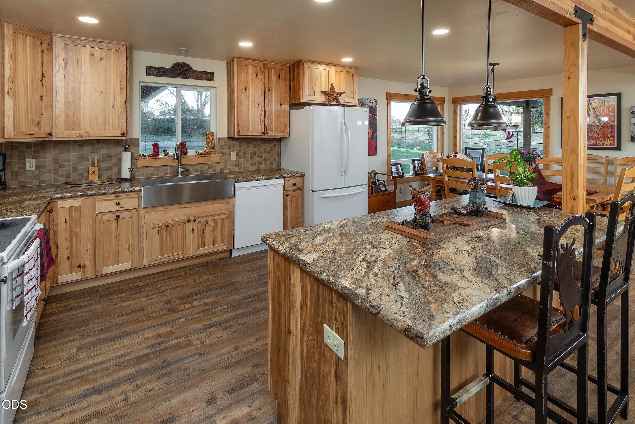 14900 SW Miller Trail