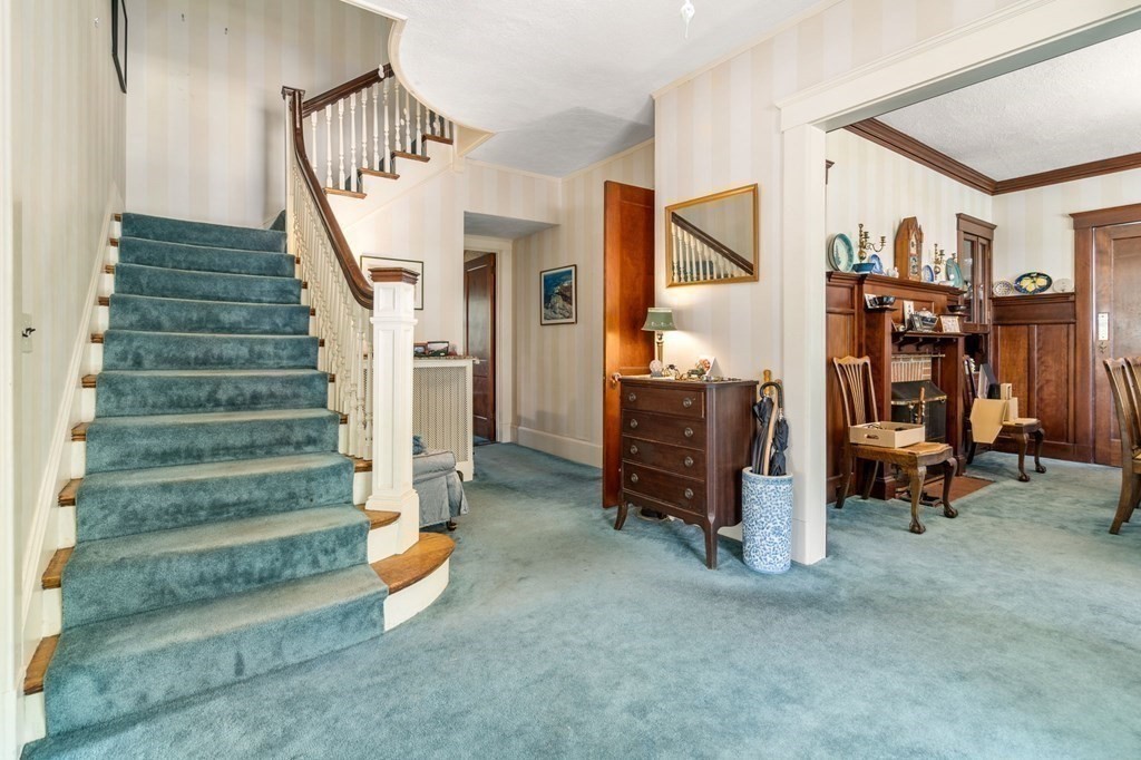 38 Cabot St