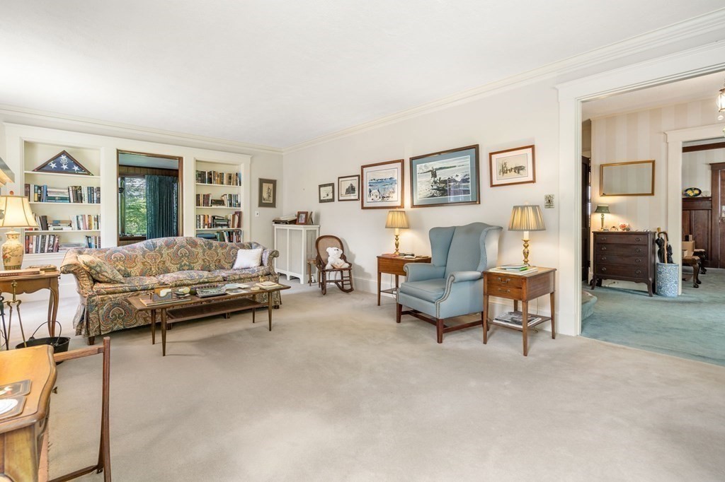 38 Cabot St