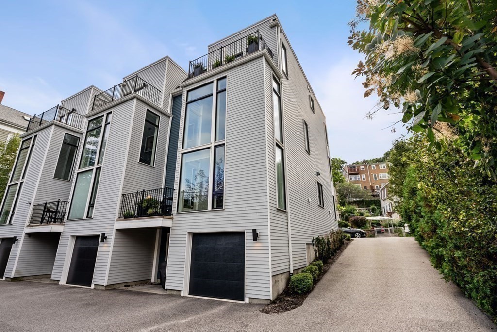 44 Forbes Street # 44