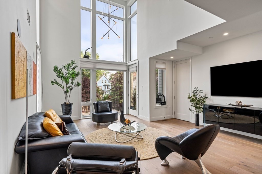 44 Forbes Street # 44