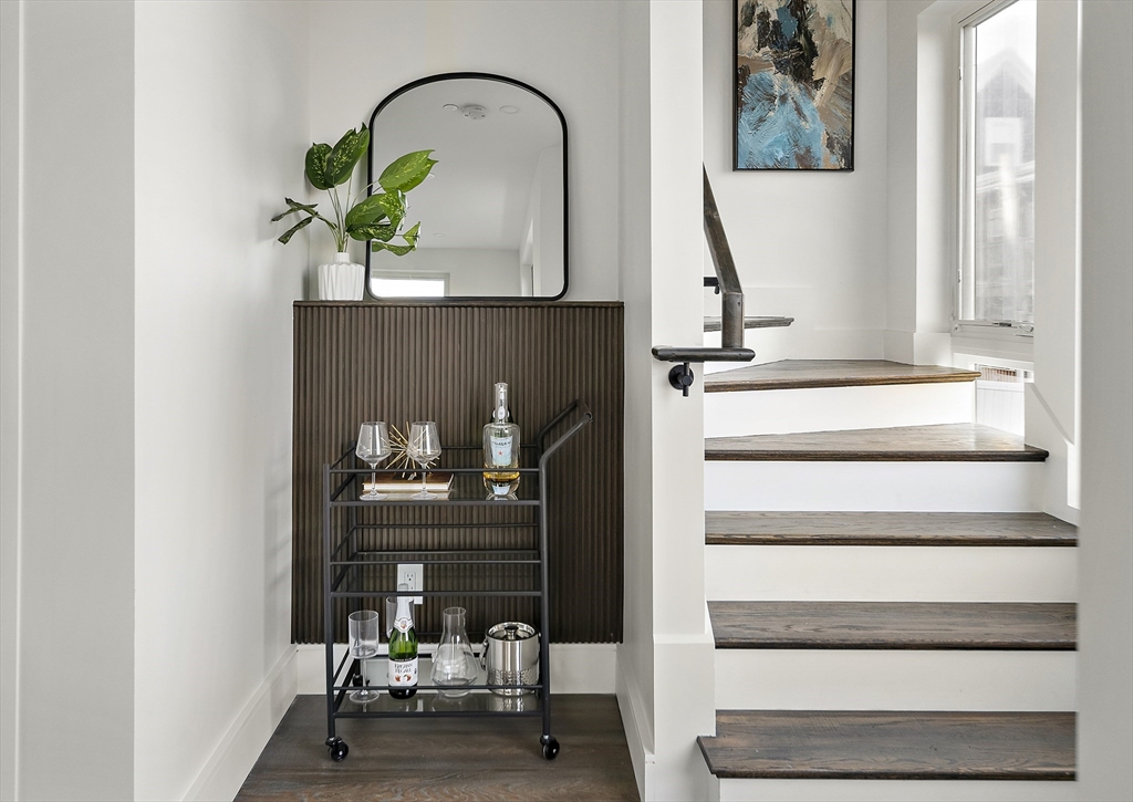 29 Woodford Street # 1