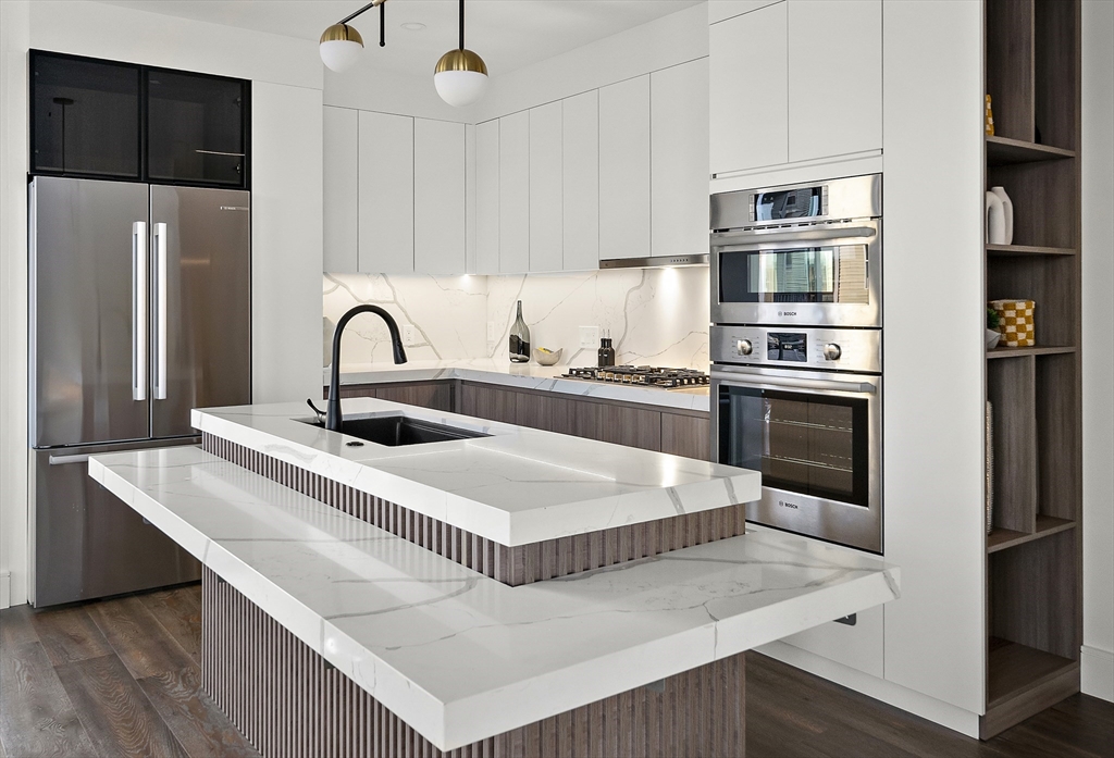 29 Woodford Street # 1