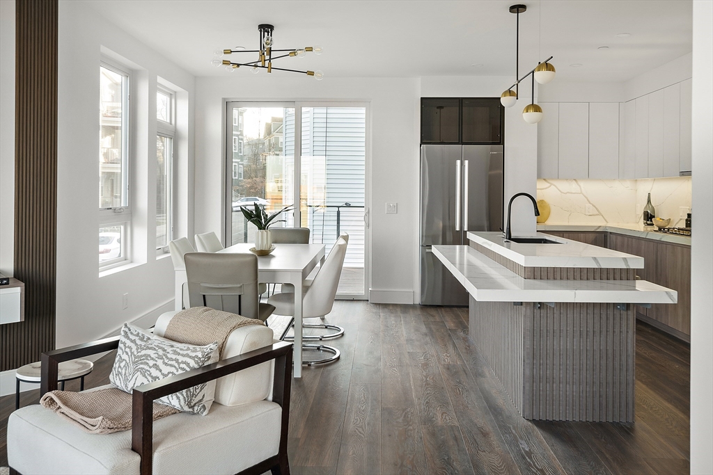 29 Woodford Street # 1