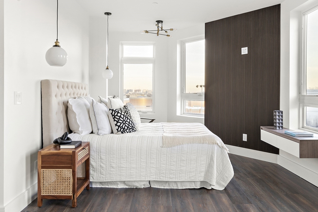 29 Woodford Street # 1