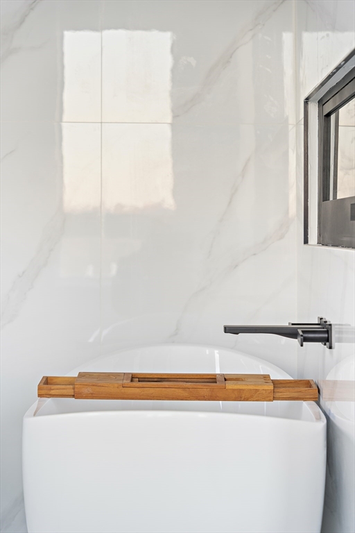 29 Woodford Street # 1