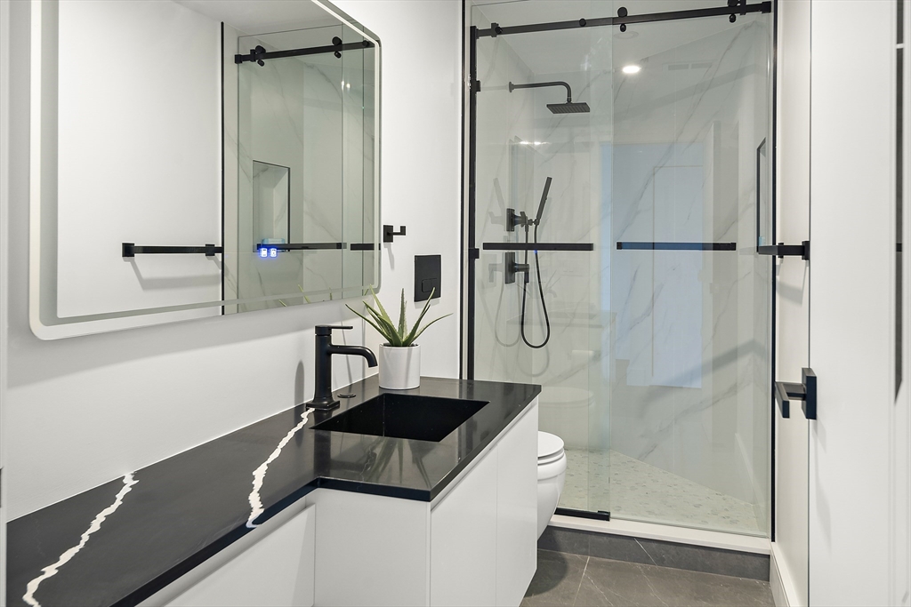 29 Woodford Street # 1