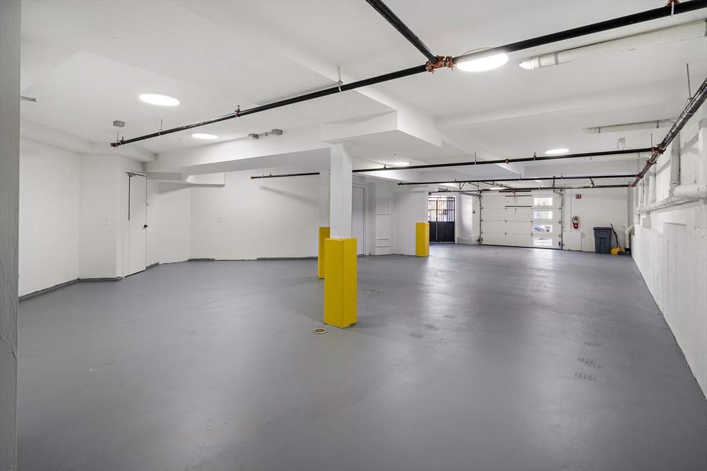 29 Woodford Street # 1