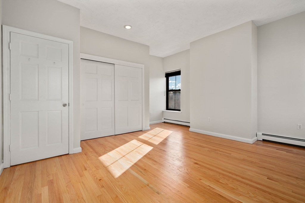 493 Massachusetts Ave # 3