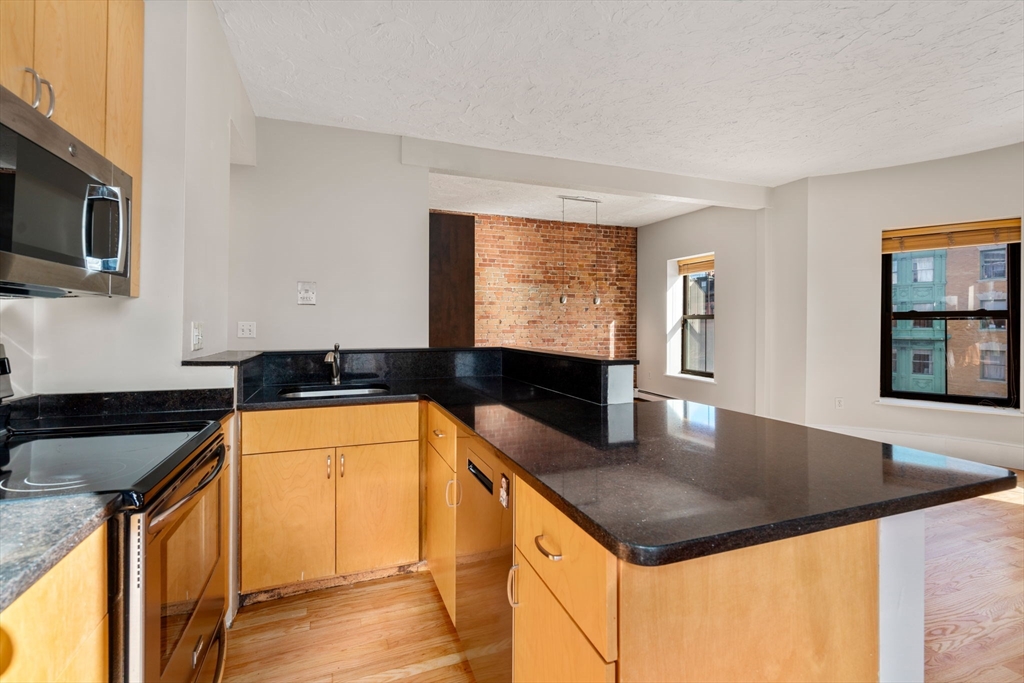 493 Massachusetts Ave # 3