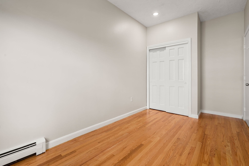 493 Massachusetts Ave # 3