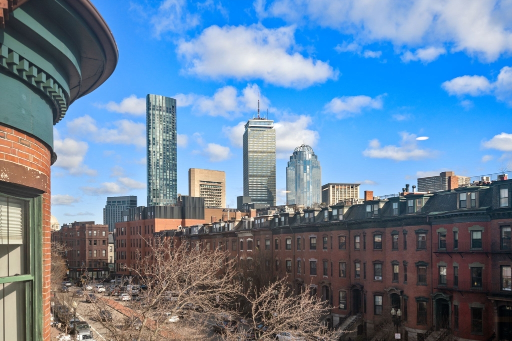 493 Massachusetts Ave # 3