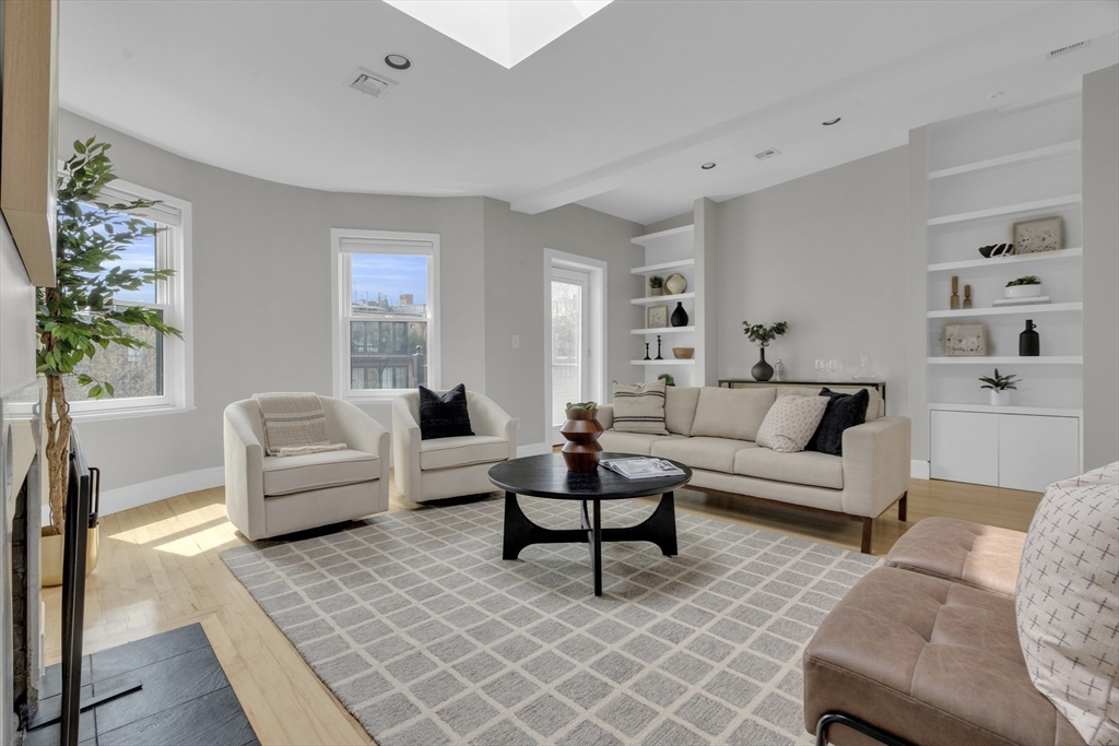 8 Greenwich Park # 3