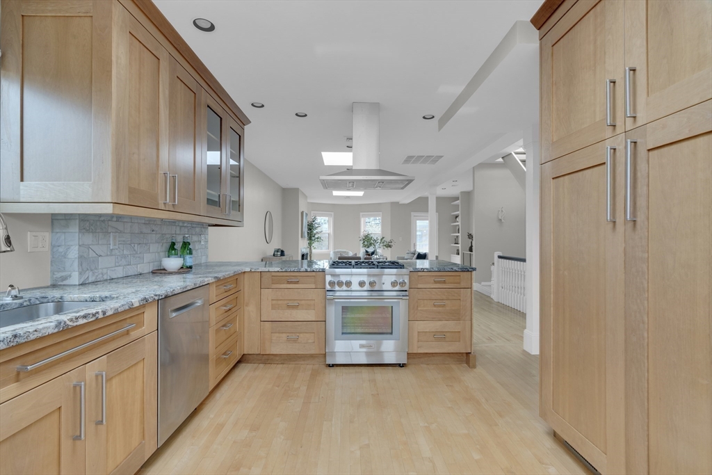 8 Greenwich Park # 3