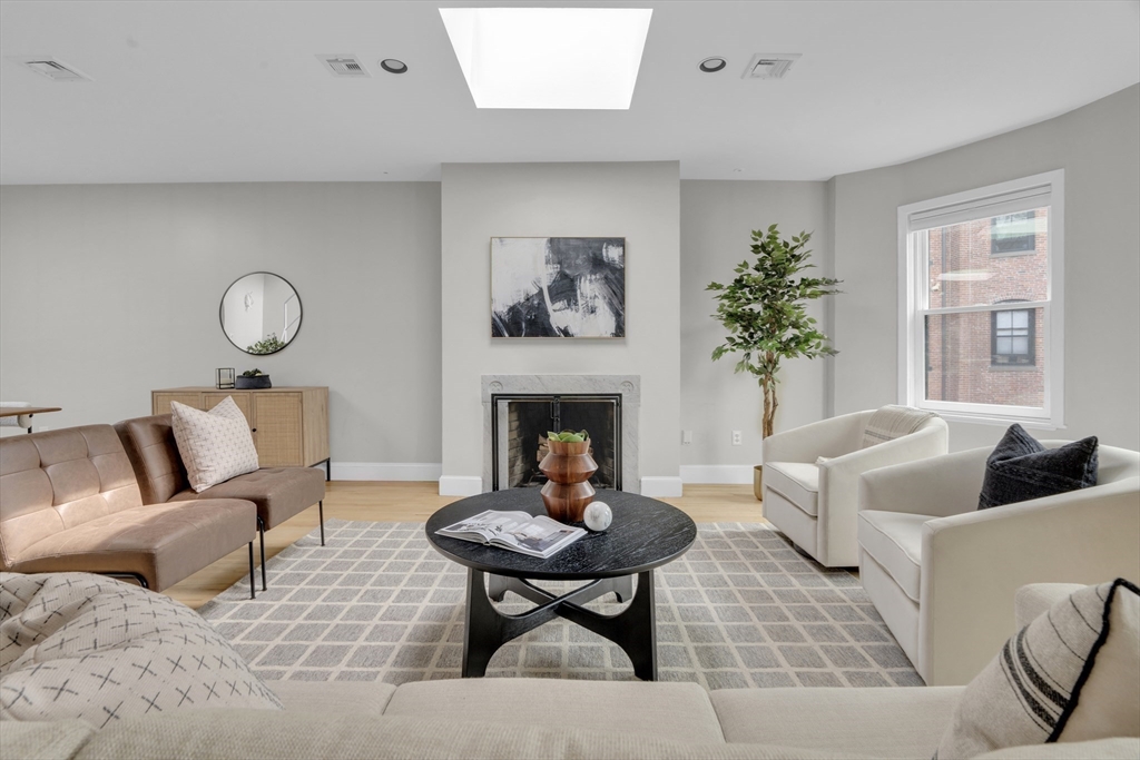 8 Greenwich Park # 3