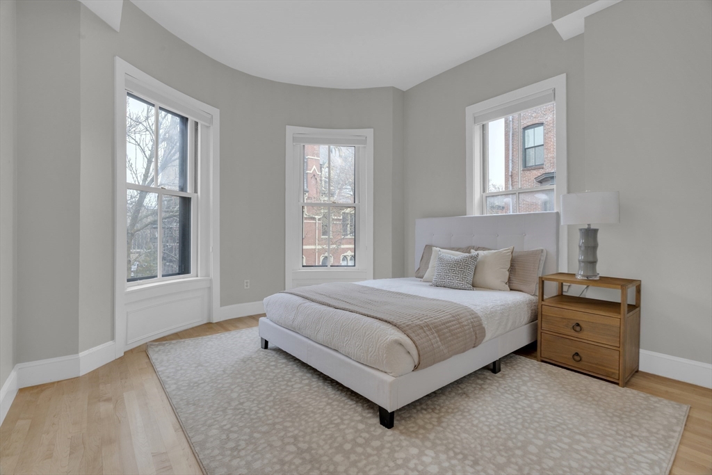 8 Greenwich Park # 3