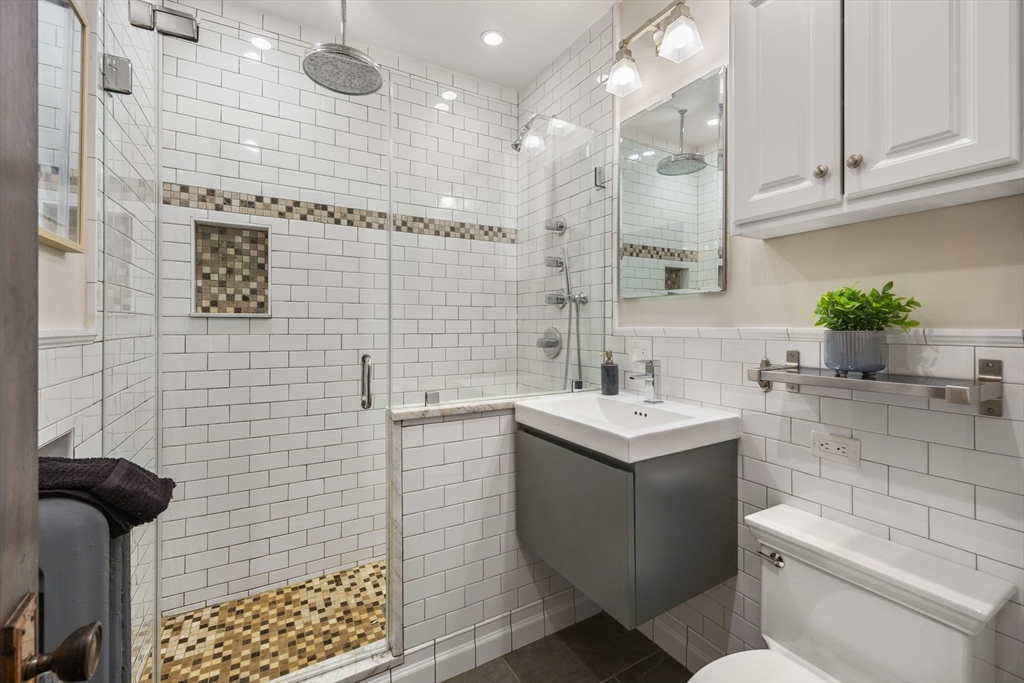 8 Mount Cushing Ter # 2