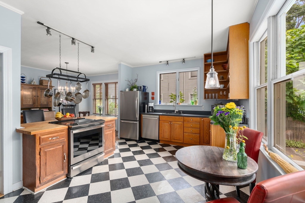 41 Melville Avenue # A