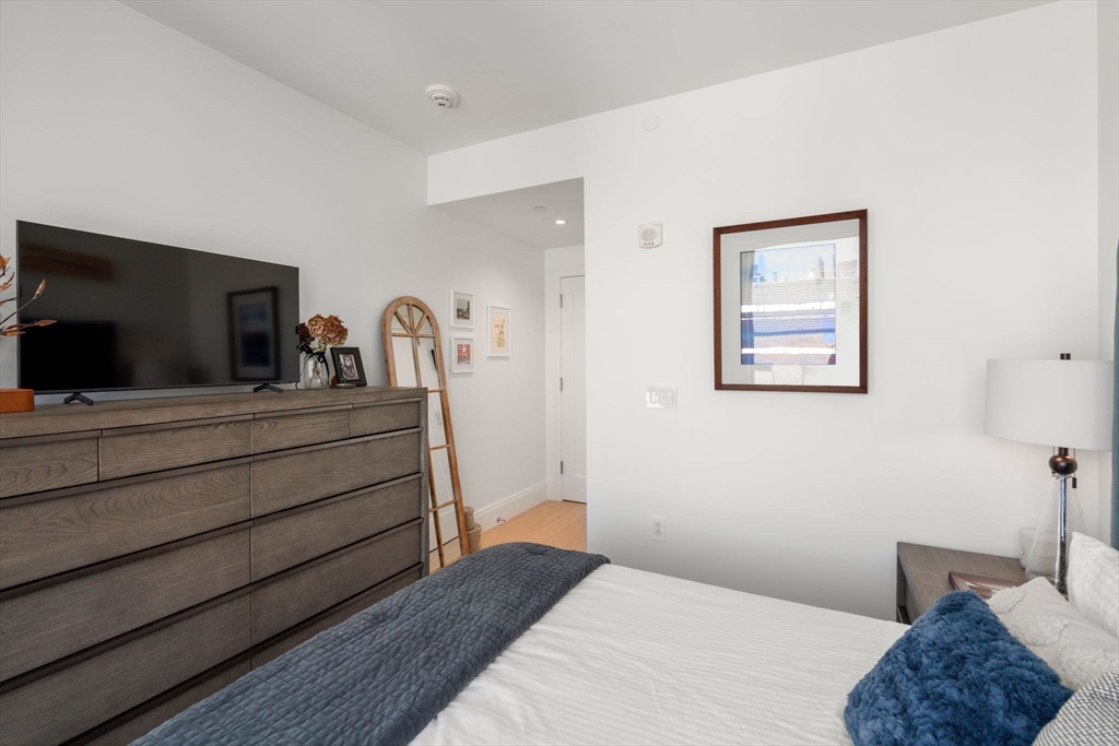 380 Harrison Ave # 1121