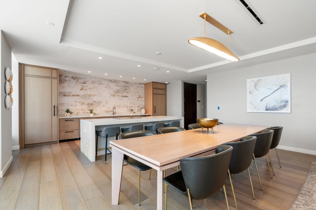 380 Harrison Ave # 1121