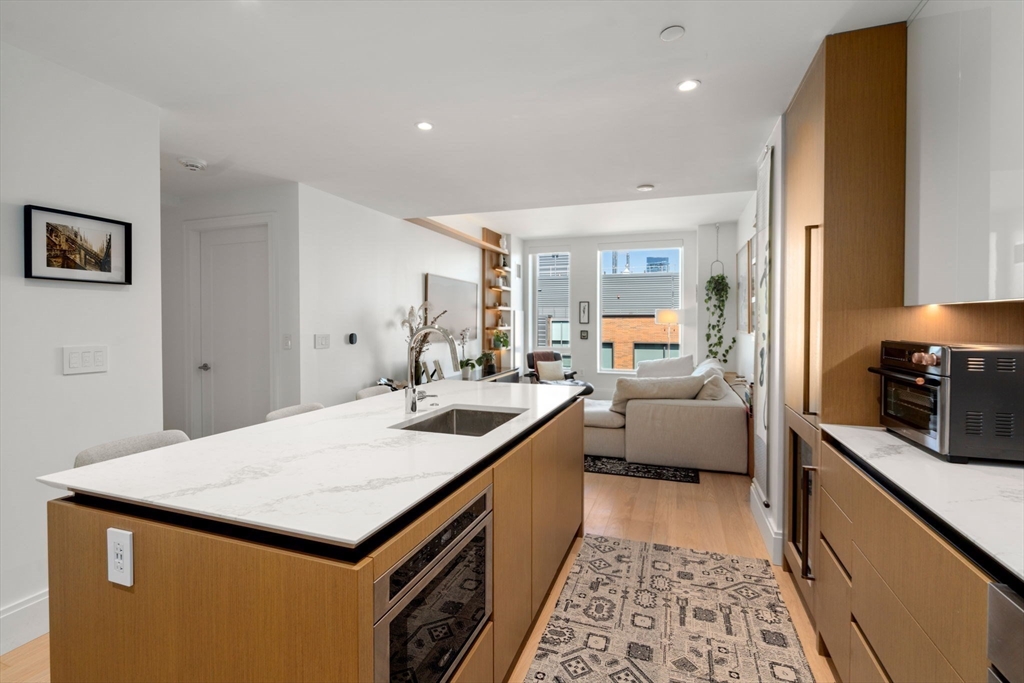 380 Harrison Ave # 1121