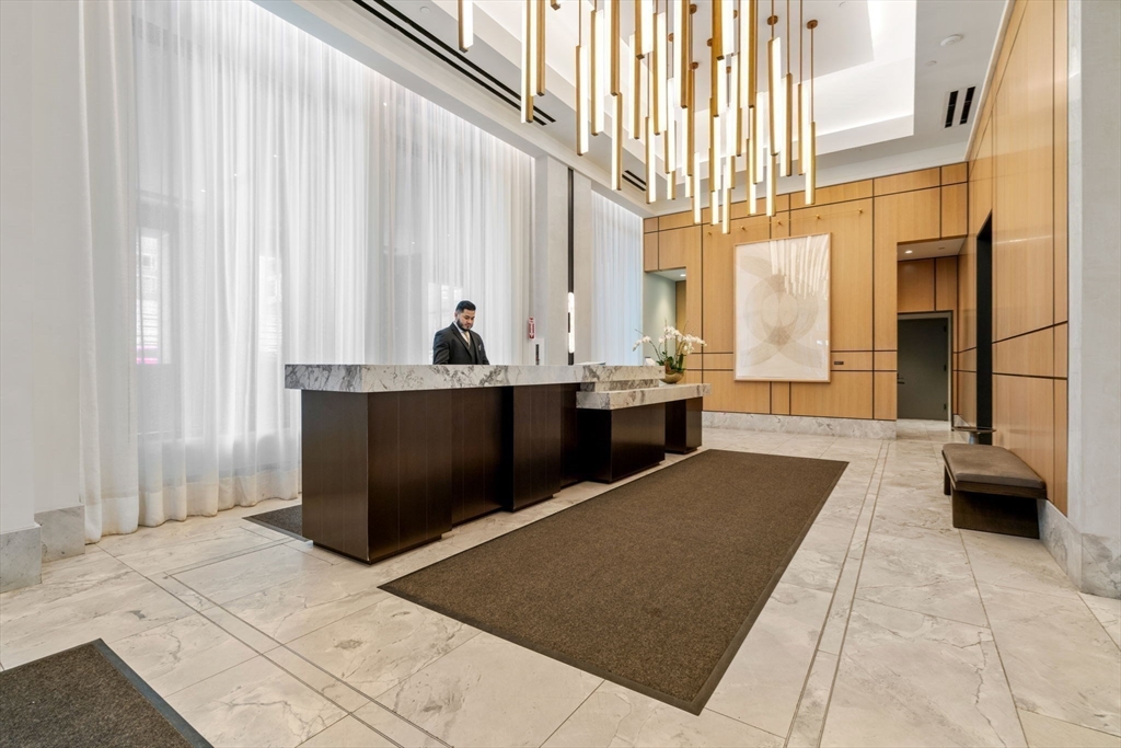 380 Harrison Ave # 1121