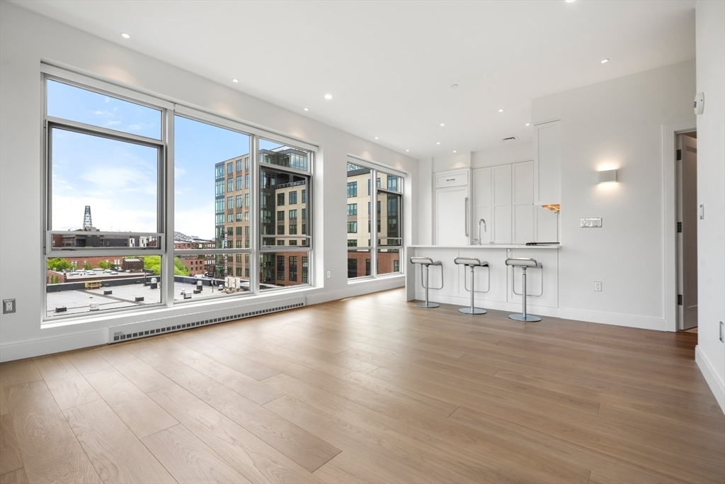 700 Harrison Ave # 610 Unit: PH-610