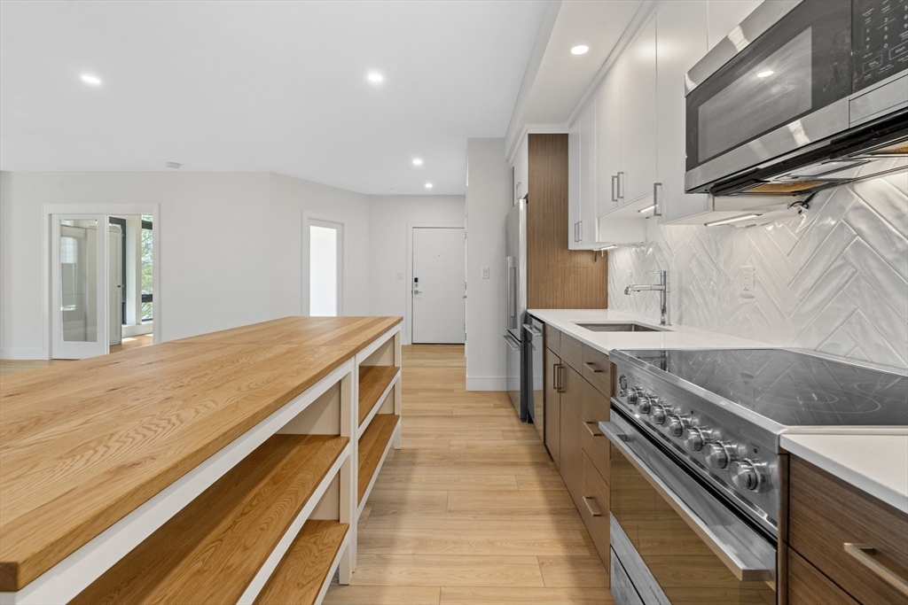 1948-1950 Washington St # 3E