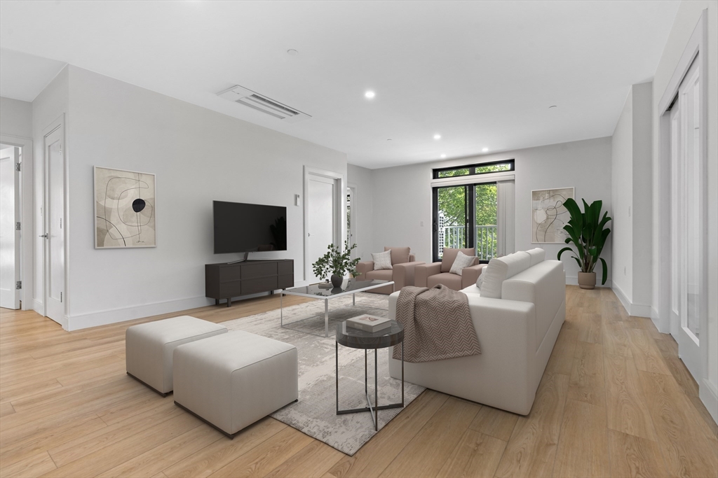 1948-1950 Washington St # 3E