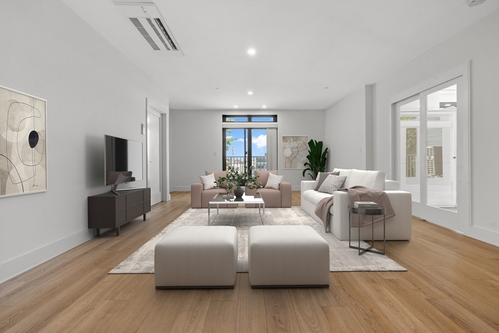 1948-1950 Washington St # 3E