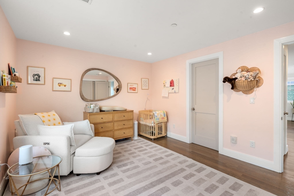 67 Sawyer Ave # 3