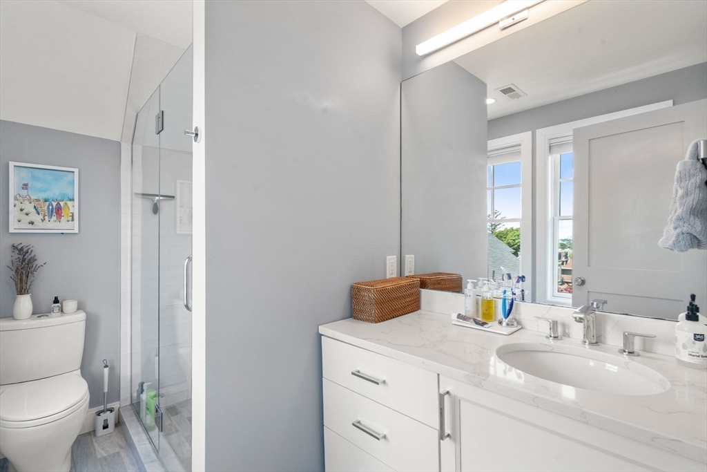 67 Sawyer Ave # 3