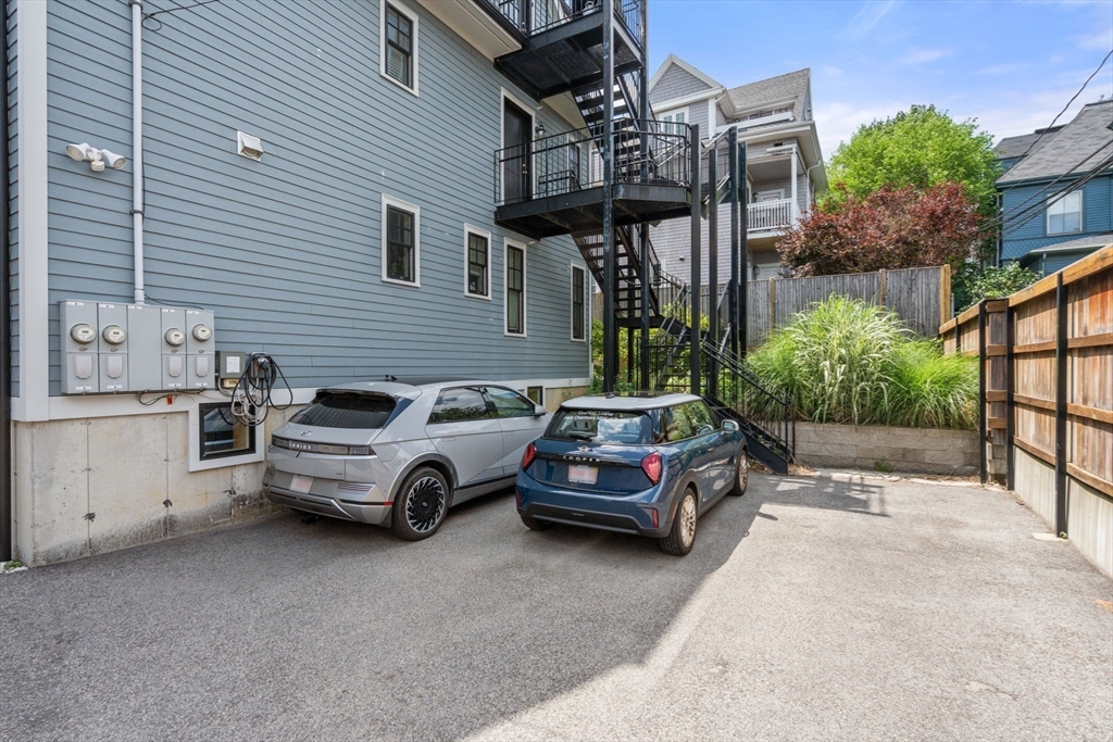 67 Sawyer Ave # 3
