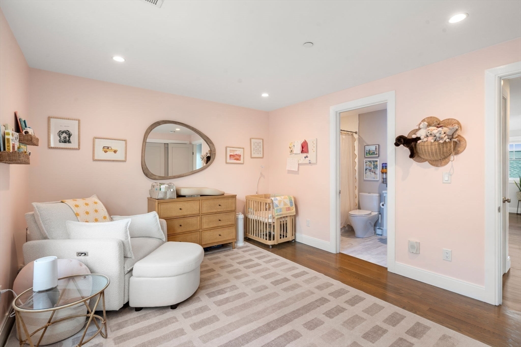 67 Sawyer Ave # 3