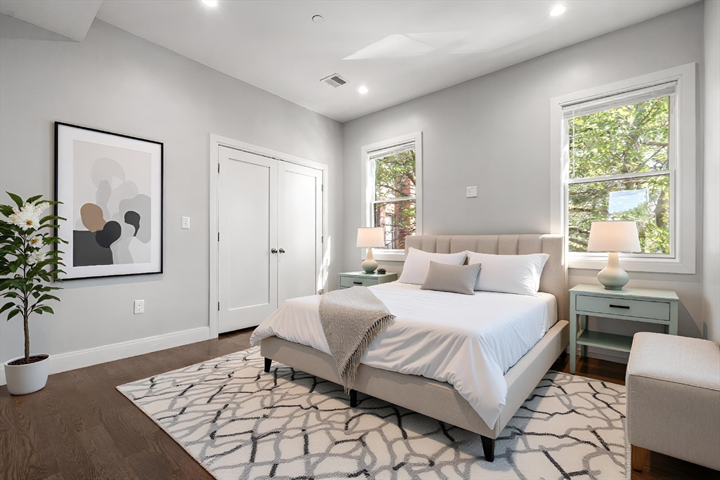 7 Langford Park # 3
