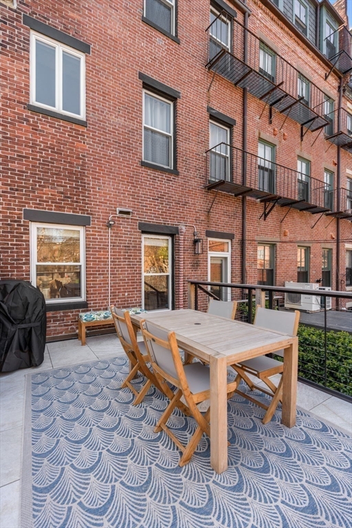 203 West Springfield Street # 1