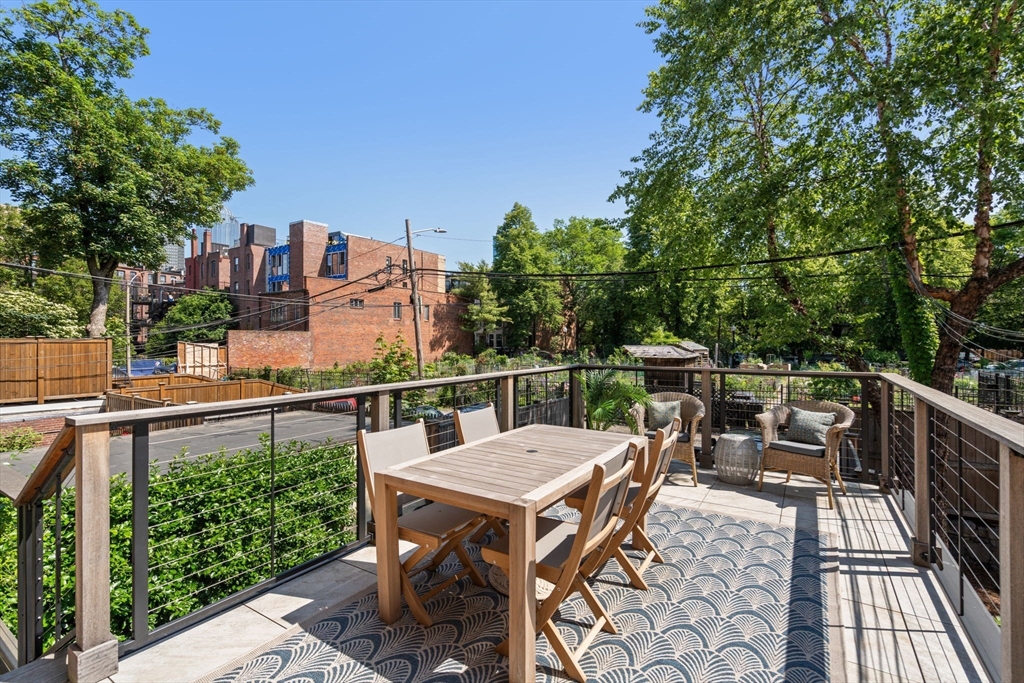 203 West Springfield Street # 1