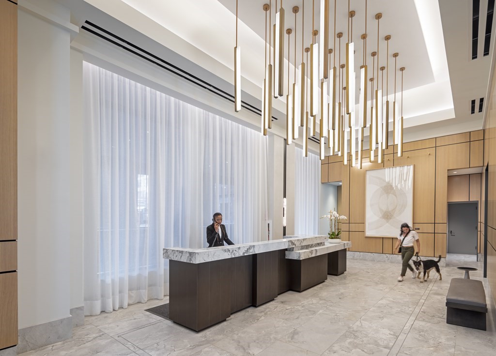 380 Harrison Ave Unit: 12 E