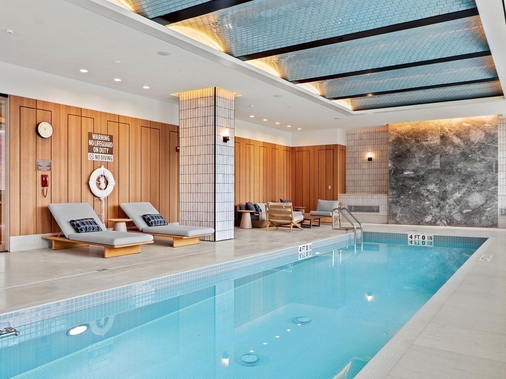 380 Harrison Ave Unit: 12 E