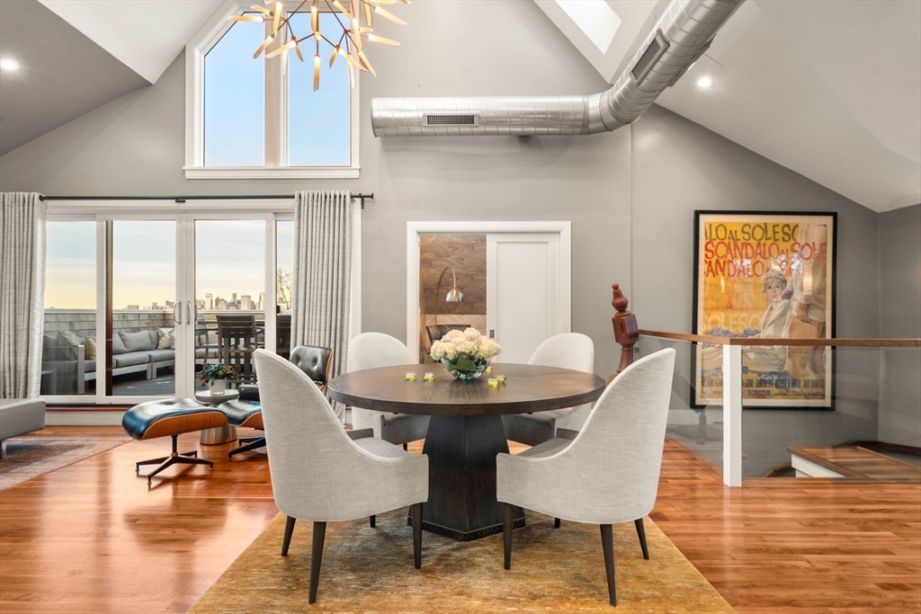 27 Salcombe Street, Unit 2