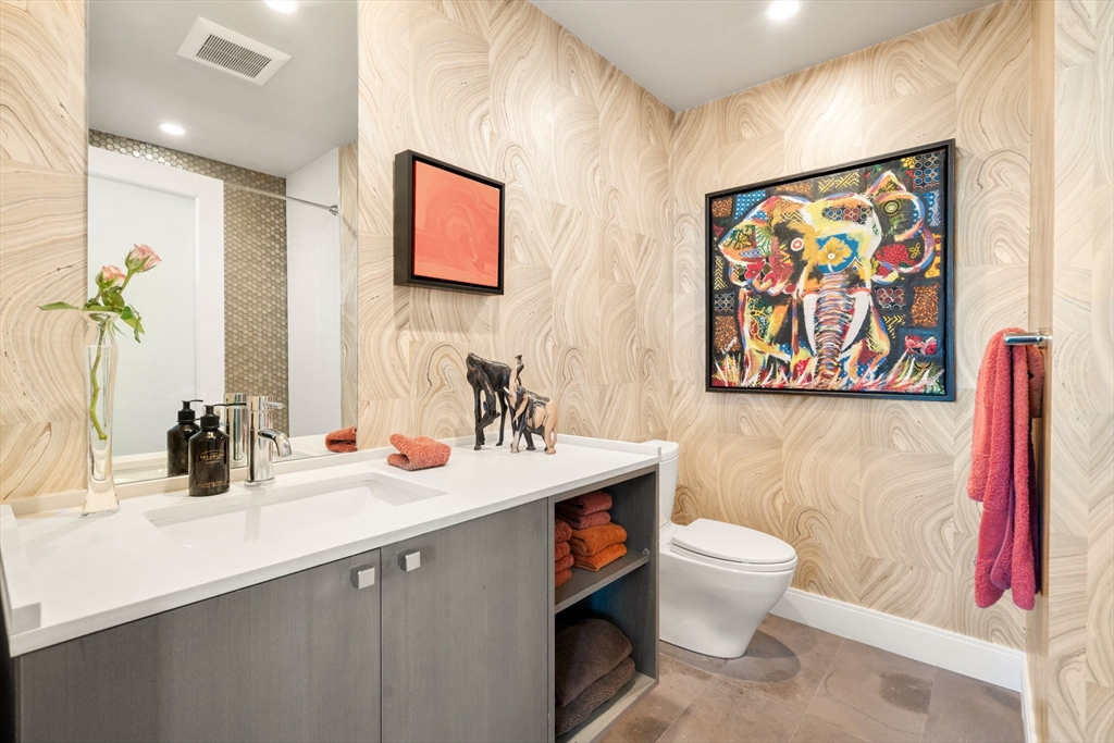 27 Salcombe Street, Unit 2